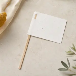 Banderita de papel plantable con palo de madera