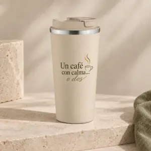 Vaso Umbral en beige, vista principal con personalización a color.