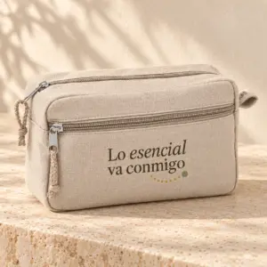 Neceser Brezal en beige: vista principal en color. Simulación de personalización.